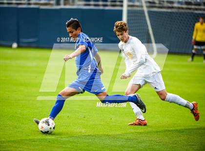 Thumbnail 2 in San Pasqual vs. Patrick Henry photogallery.