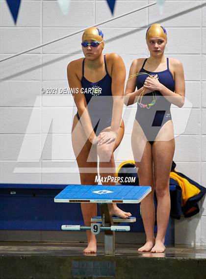 Thumbnail 3 in Duals (Girls) photogallery.