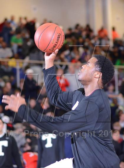 Thumbnail 3 in Trinity Christian vs. Hammond (HighSchoolOT.com Holiday Invitational) photogallery.