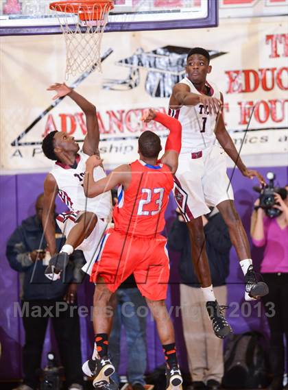 Thumbnail 1 in Trinity Christian vs. Hammond (HighSchoolOT.com Holiday Invitational) photogallery.