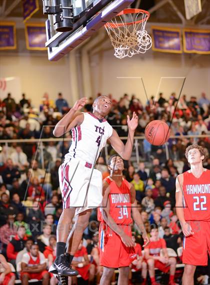 Thumbnail 3 in Trinity Christian vs. Hammond (HighSchoolOT.com Holiday Invitational) photogallery.