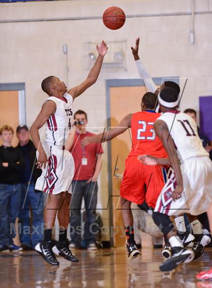 Thumbnail 2 in Trinity Christian vs. Hammond (HighSchoolOT.com Holiday Invitational) photogallery.
