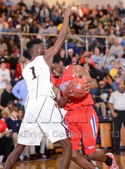 Thumbnail 2 in Trinity Christian vs. Hammond (HighSchoolOT.com Holiday Invitational) photogallery.