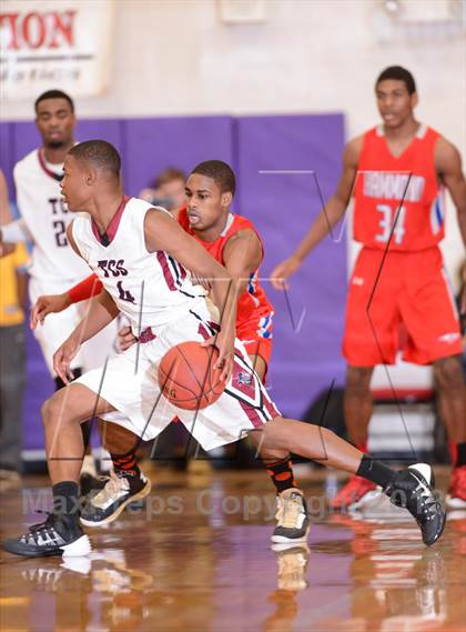 Thumbnail 3 in Trinity Christian vs. Hammond (HighSchoolOT.com Holiday Invitational) photogallery.