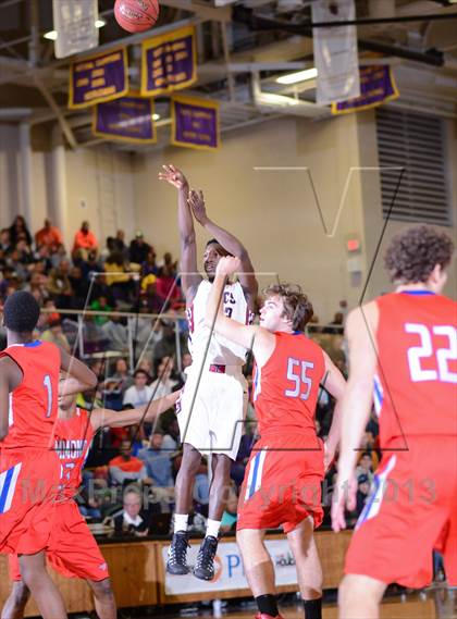 Thumbnail 2 in Trinity Christian vs. Hammond (HighSchoolOT.com Holiday Invitational) photogallery.