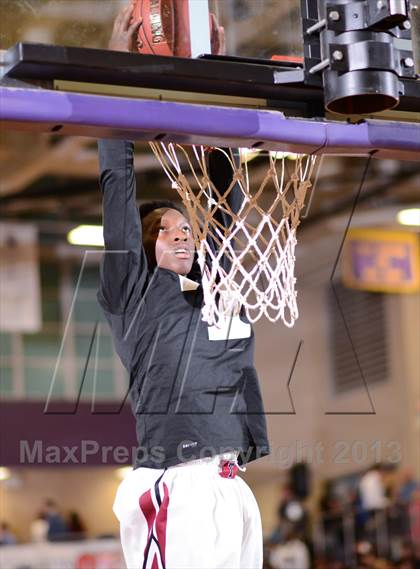 Thumbnail 3 in Trinity Christian vs. Hammond (HighSchoolOT.com Holiday Invitational) photogallery.