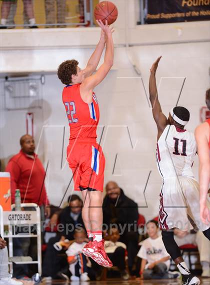 Thumbnail 3 in Trinity Christian vs. Hammond (HighSchoolOT.com Holiday Invitational) photogallery.