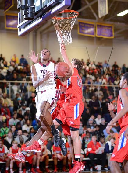 Thumbnail 3 in Trinity Christian vs. Hammond (HighSchoolOT.com Holiday Invitational) photogallery.