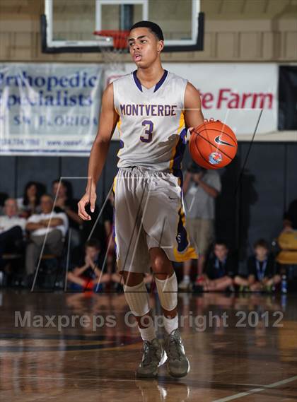 Thumbnail 3 in Montverde Academy vs. Bishop Verot (City of Palms Classic) photogallery.