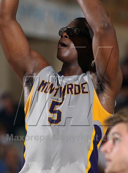 Thumbnail 2 in Montverde Academy vs. Bishop Verot (City of Palms Classic) photogallery.