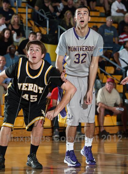Thumbnail 3 in Montverde Academy vs. Bishop Verot (City of Palms Classic) photogallery.