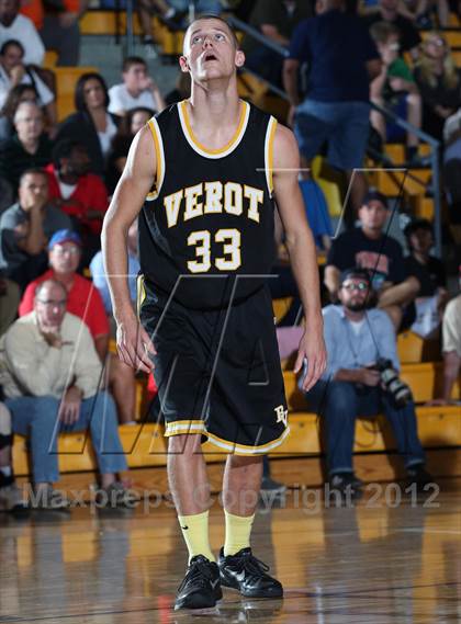 Thumbnail 3 in Montverde Academy vs. Bishop Verot (City of Palms Classic) photogallery.