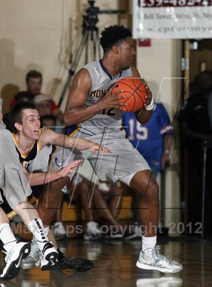 Thumbnail 3 in Montverde Academy vs. Bishop Verot (City of Palms Classic) photogallery.