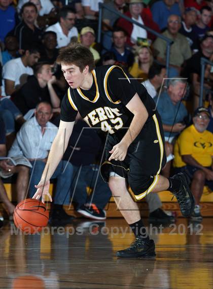 Thumbnail 3 in Montverde Academy vs. Bishop Verot (City of Palms Classic) photogallery.