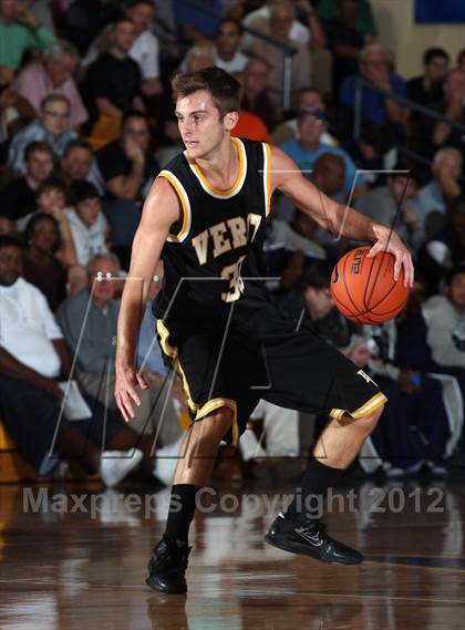 Thumbnail 2 in Montverde Academy vs. Bishop Verot (City of Palms Classic) photogallery.