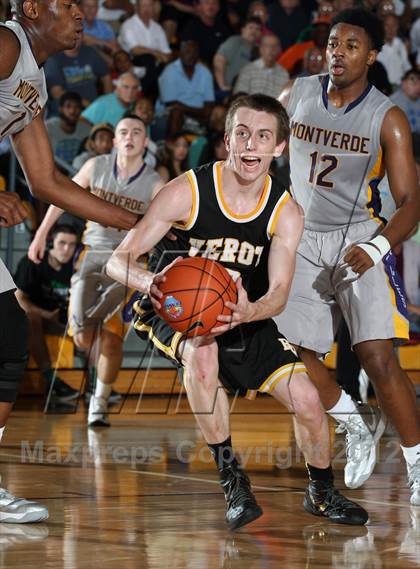 Thumbnail 2 in Montverde Academy vs. Bishop Verot (City of Palms Classic) photogallery.
