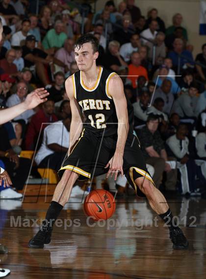 Thumbnail 1 in Montverde Academy vs. Bishop Verot (City of Palms Classic) photogallery.