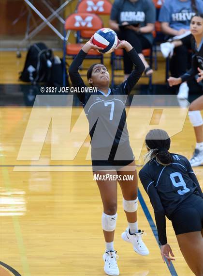 Thumbnail 1 in Harlan vs Lee (NEISD Volleyball Tournament) photogallery.