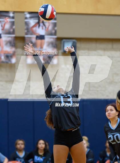 Thumbnail 2 in Harlan vs Lee (NEISD Volleyball Tournament) photogallery.