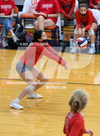 Thumbnail 2 in Harlan vs Lee (NEISD Volleyball Tournament) photogallery.