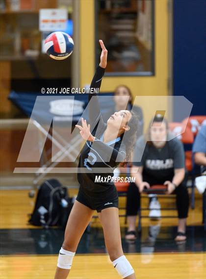 Thumbnail 2 in Harlan vs Lee (NEISD Volleyball Tournament) photogallery.