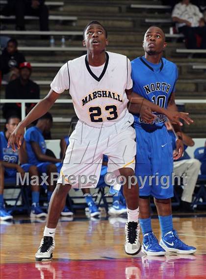 Thumbnail 1 in Fort Bend Marshall vs. North Crowley (McDonald's Texas Invitational) photogallery.