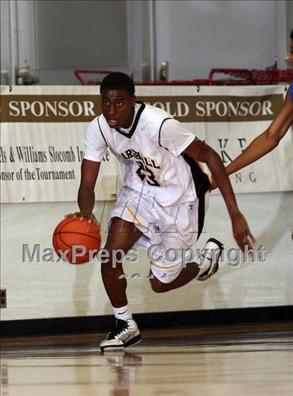 Thumbnail 1 in Fort Bend Marshall vs. North Crowley (McDonald's Texas Invitational) photogallery.