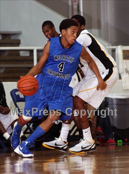 Thumbnail 3 in Fort Bend Marshall vs. North Crowley (McDonald's Texas Invitational) photogallery.