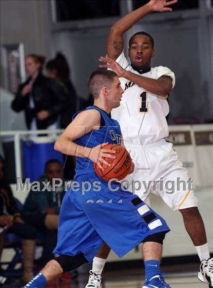 Thumbnail 2 in Fort Bend Marshall vs. North Crowley (McDonald's Texas Invitational) photogallery.