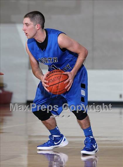 Thumbnail 2 in Fort Bend Marshall vs. North Crowley (McDonald's Texas Invitational) photogallery.