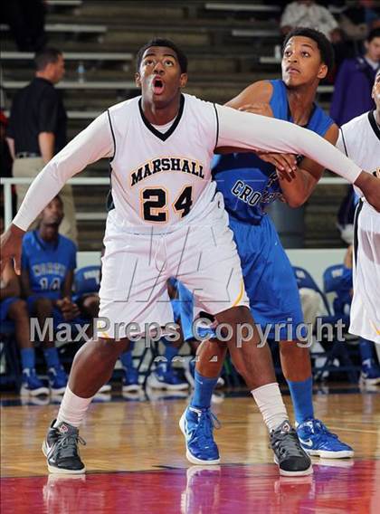Thumbnail 1 in Fort Bend Marshall vs. North Crowley (McDonald's Texas Invitational) photogallery.