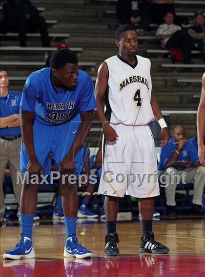 Thumbnail 1 in Fort Bend Marshall vs. North Crowley (McDonald's Texas Invitational) photogallery.