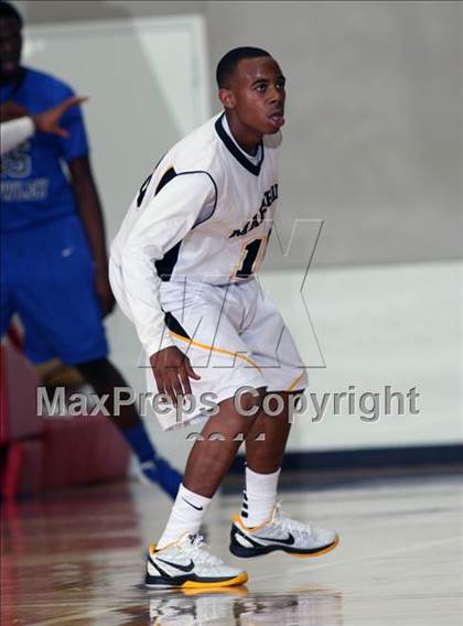 Thumbnail 2 in Fort Bend Marshall vs. North Crowley (McDonald's Texas Invitational) photogallery.