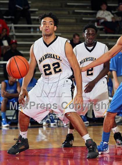 Thumbnail 1 in Fort Bend Marshall vs. North Crowley (McDonald's Texas Invitational) photogallery.