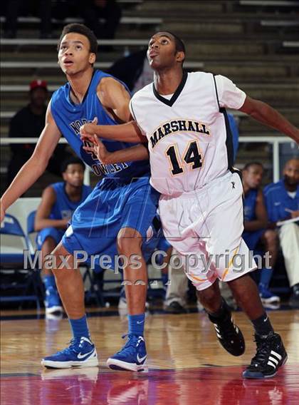 Thumbnail 1 in Fort Bend Marshall vs. North Crowley (McDonald's Texas Invitational) photogallery.