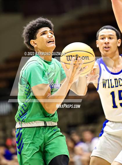 Thumbnail 2 in Highland vs. Taft (CIF CS Division VI Championship) photogallery.