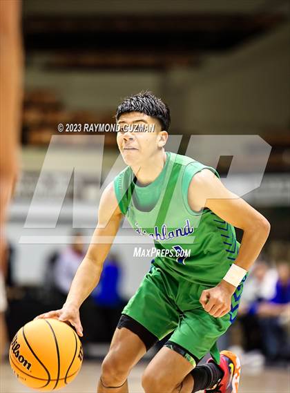 Thumbnail 1 in Highland vs. Taft (CIF CS Division VI Championship) photogallery.