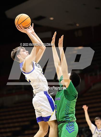 Thumbnail 1 in Highland vs. Taft (CIF CS Division VI Championship) photogallery.