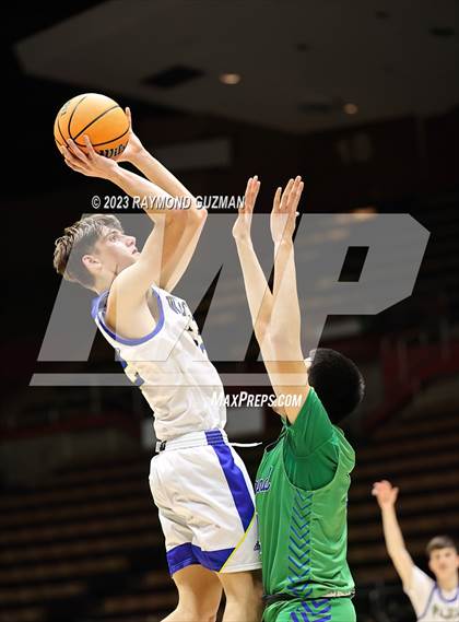 Thumbnail 3 in Highland vs. Taft (CIF CS Division VI Championship) photogallery.