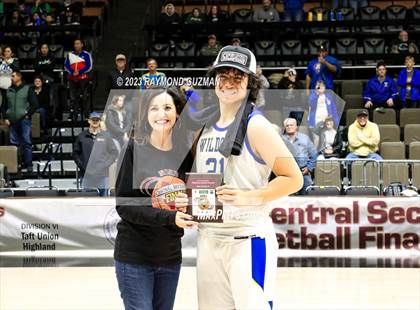 Thumbnail 1 in Highland vs. Taft (CIF CS Division VI Championship) photogallery.