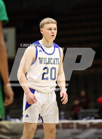 Thumbnail 3 in Highland vs. Taft (CIF CS Division VI Championship) photogallery.