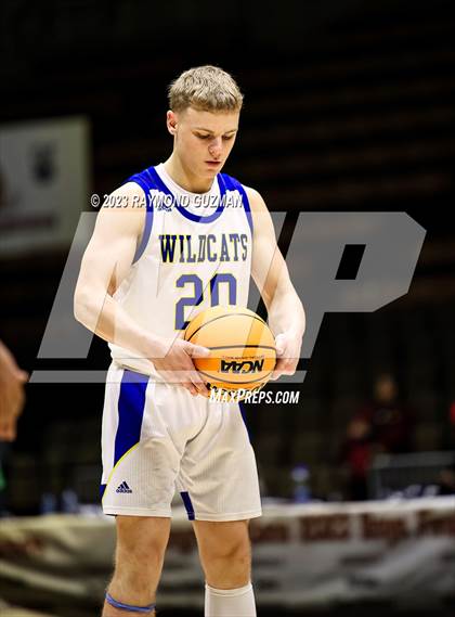 Thumbnail 2 in Highland vs. Taft (CIF CS Division VI Championship) photogallery.