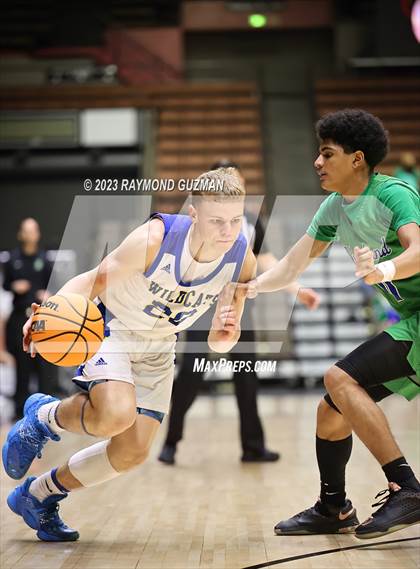 Thumbnail 2 in Highland vs. Taft (CIF CS Division VI Championship) photogallery.