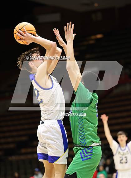 Thumbnail 1 in Highland vs. Taft (CIF CS Division VI Championship) photogallery.