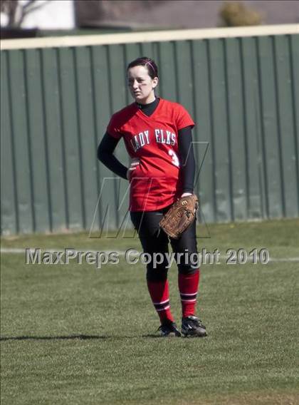 Thumbnail 1 in Burleson vs. Crowley (Mansfield ISD Varsity Softball Tournament) photogallery.