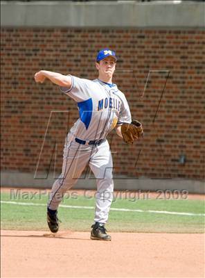 Thumbnail 2 in Archbishop Moeller @ Elder photogallery.