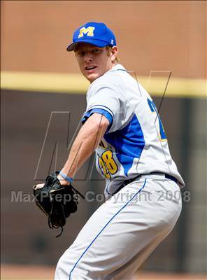 Thumbnail 2 in Archbishop Moeller @ Elder photogallery.