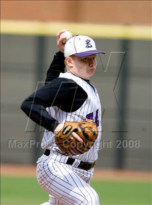 Thumbnail 2 in Archbishop Moeller @ Elder photogallery.