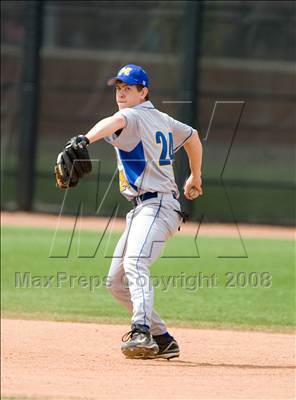 Thumbnail 3 in Archbishop Moeller @ Elder photogallery.