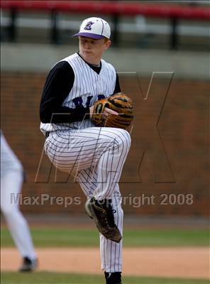 Thumbnail 2 in Archbishop Moeller @ Elder photogallery.